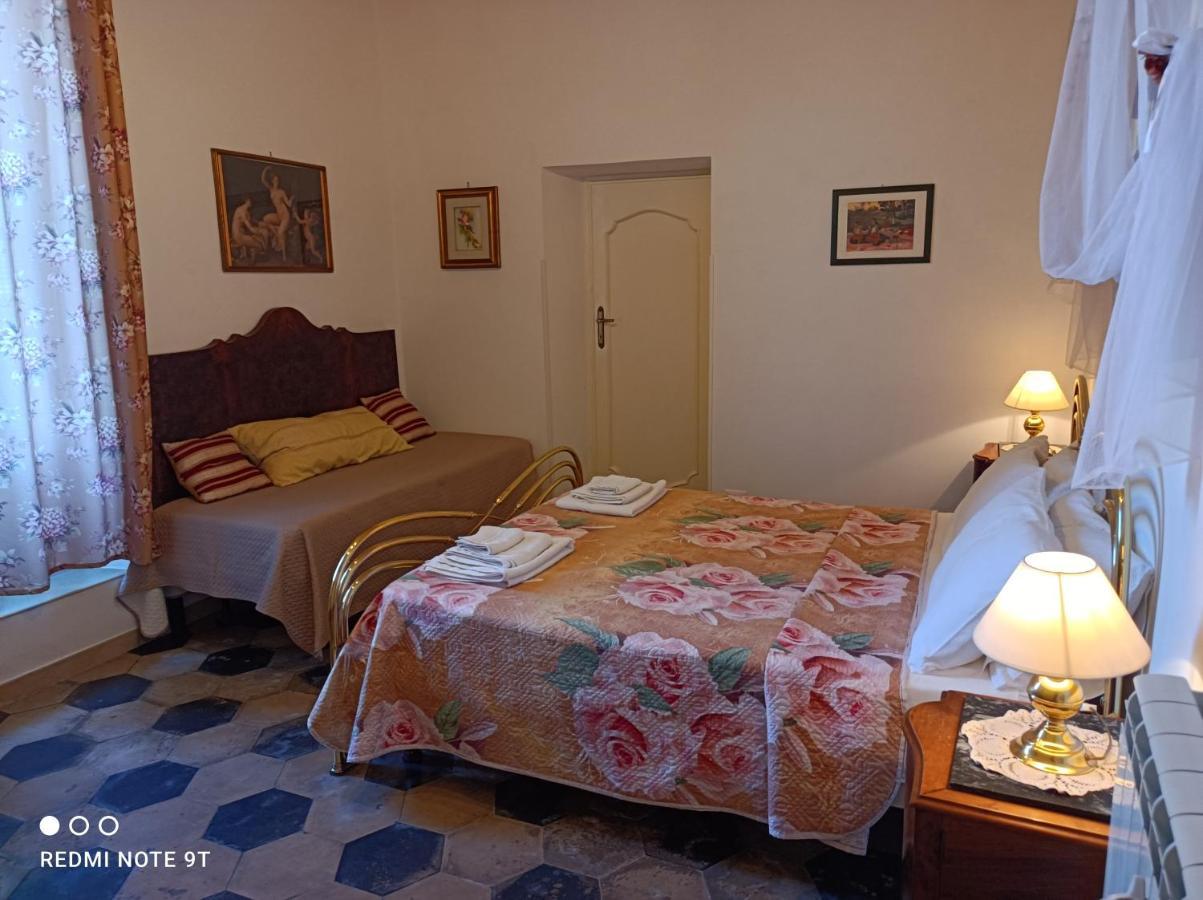 Angelina Antica Dimora Bed & Breakfast Terracina Luaran gambar