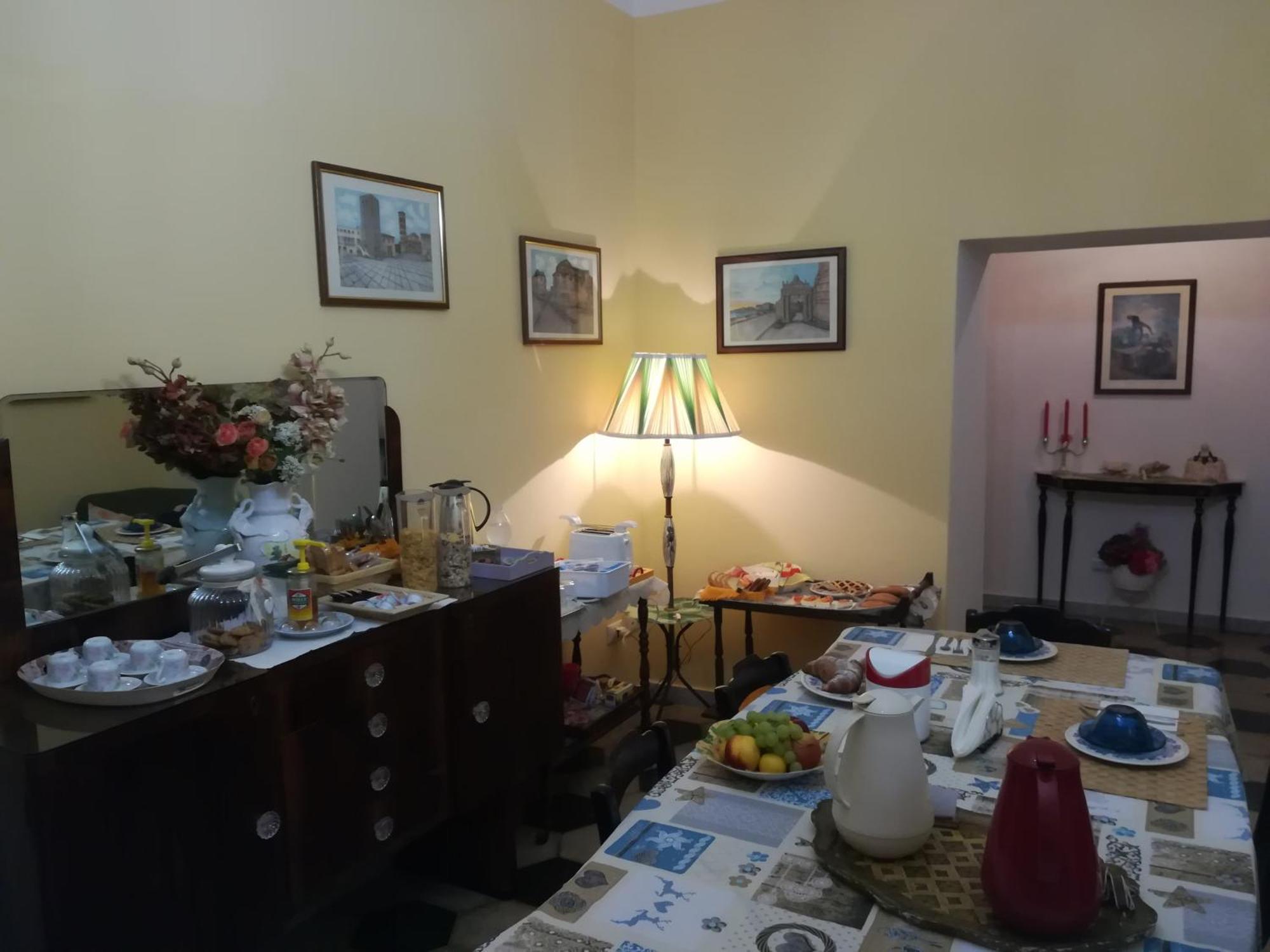Angelina Antica Dimora Bed & Breakfast Terracina Luaran gambar